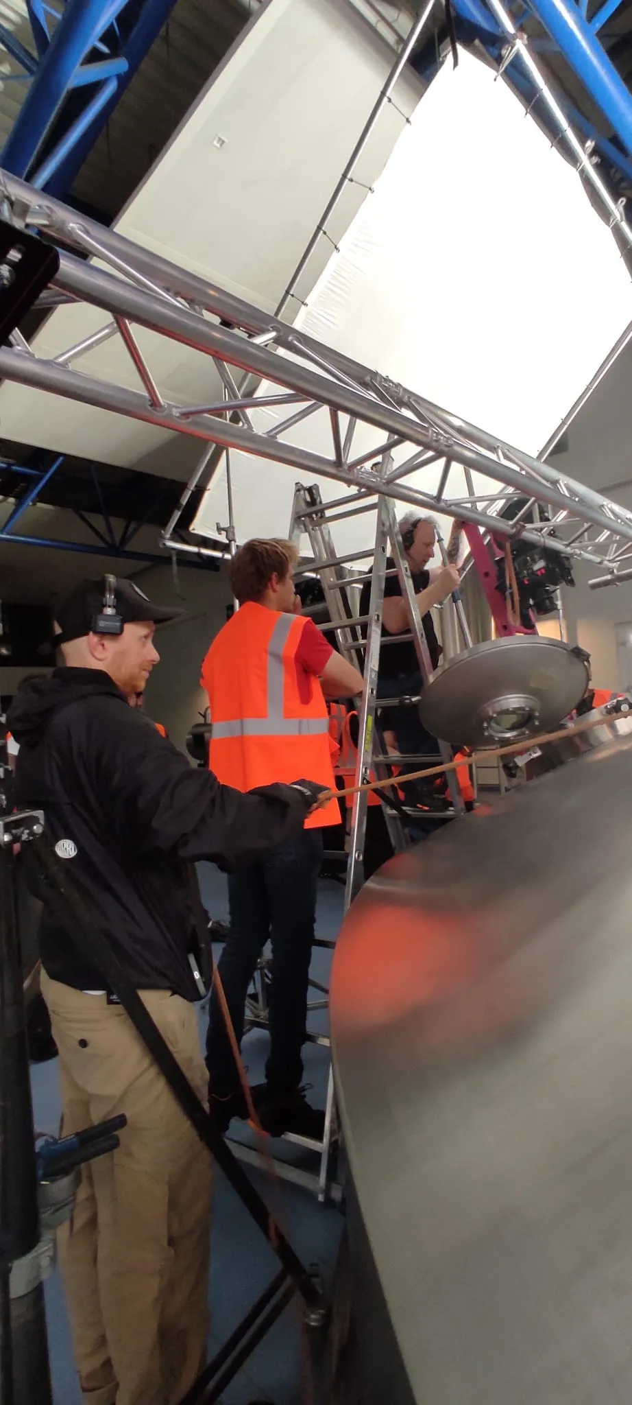 Studio de tournage avec matériel de machinerie cinéma